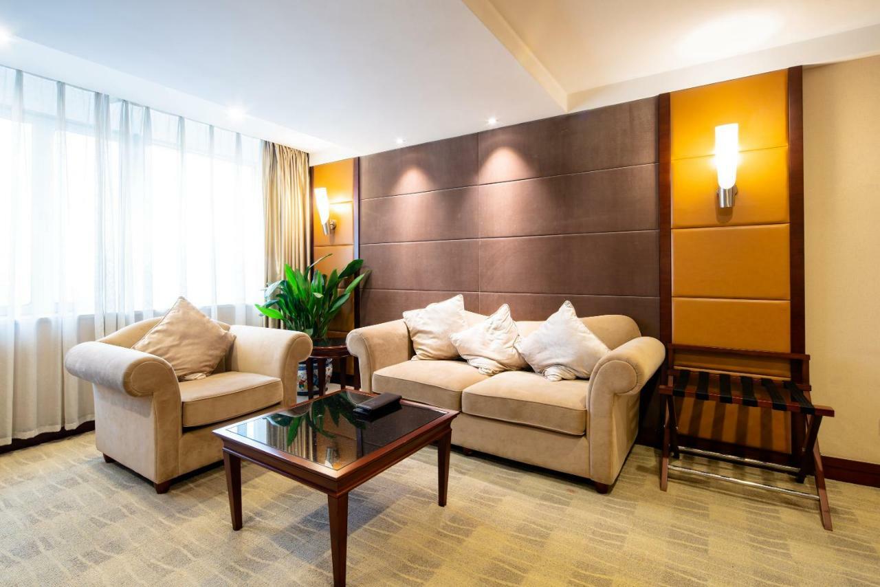 Changzhou Grand Hotel Buitenkant foto