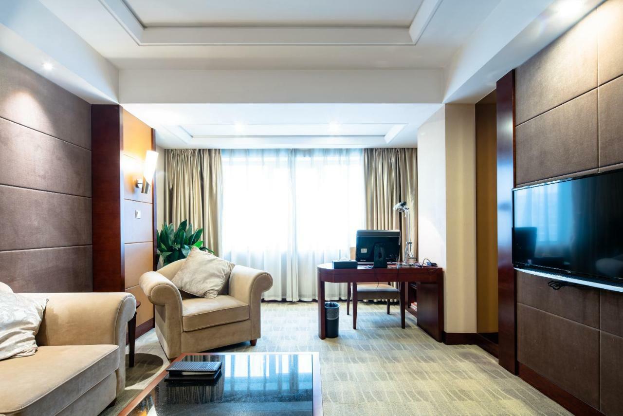 Changzhou Grand Hotel Buitenkant foto